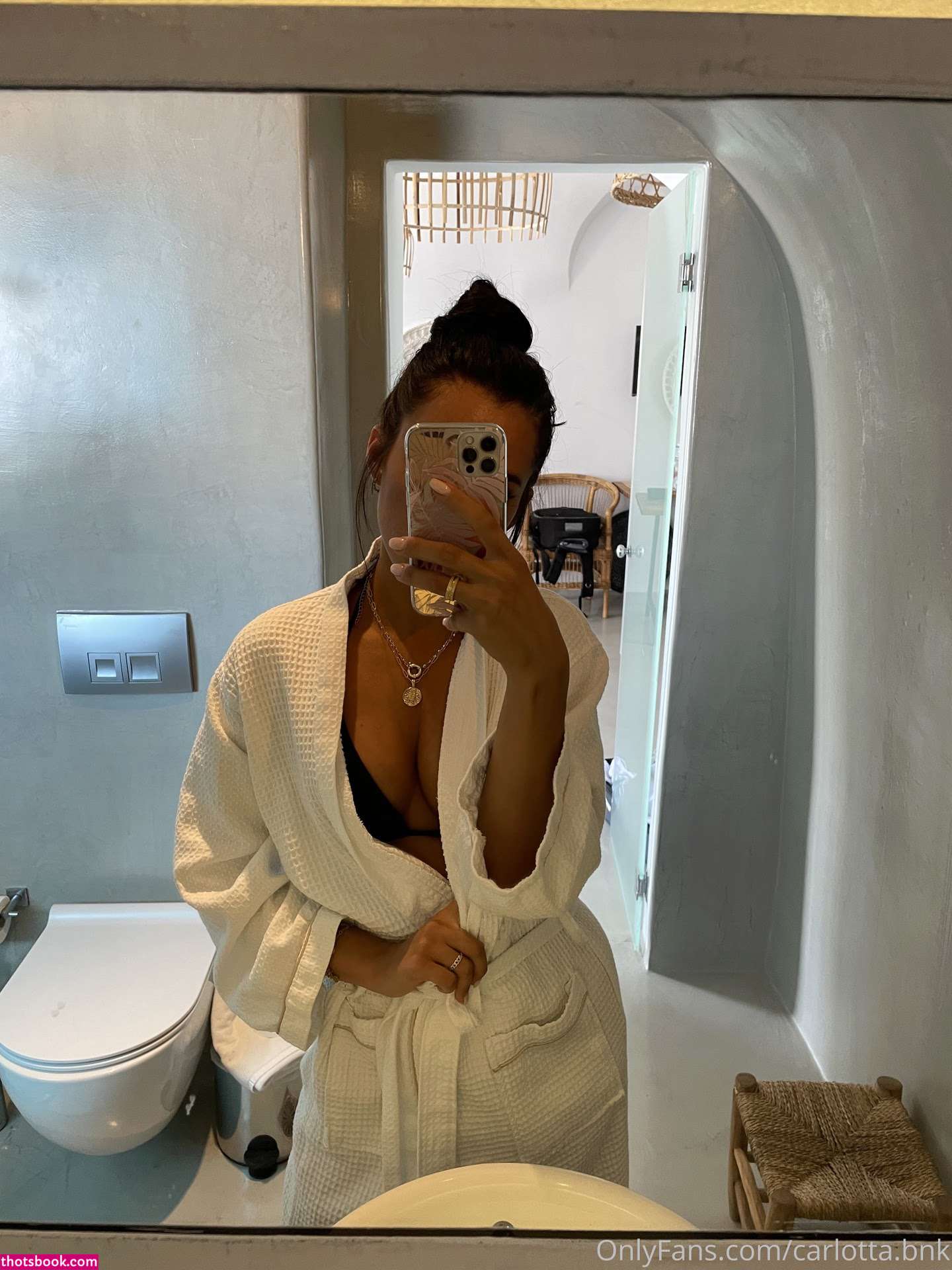 Carlotta Bnk Photo #359