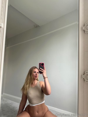 Hattie James Photo #18