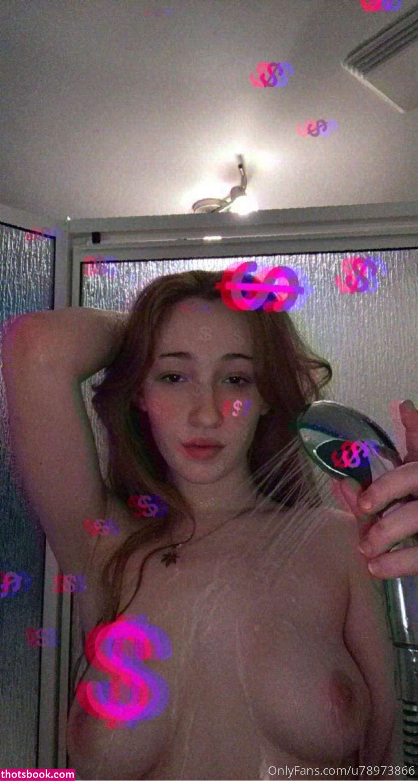 Freakygen Gennyof Photo #3