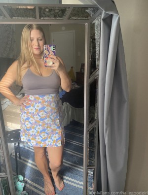 Halle Good Photo #24