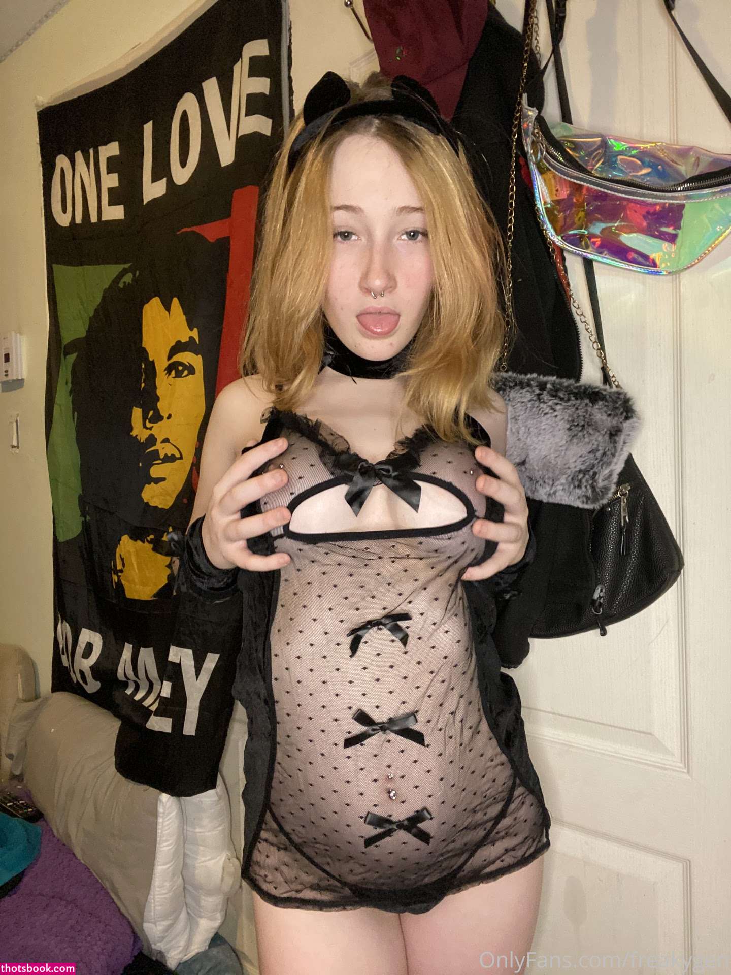 Freakygen Gennyof Photo #95