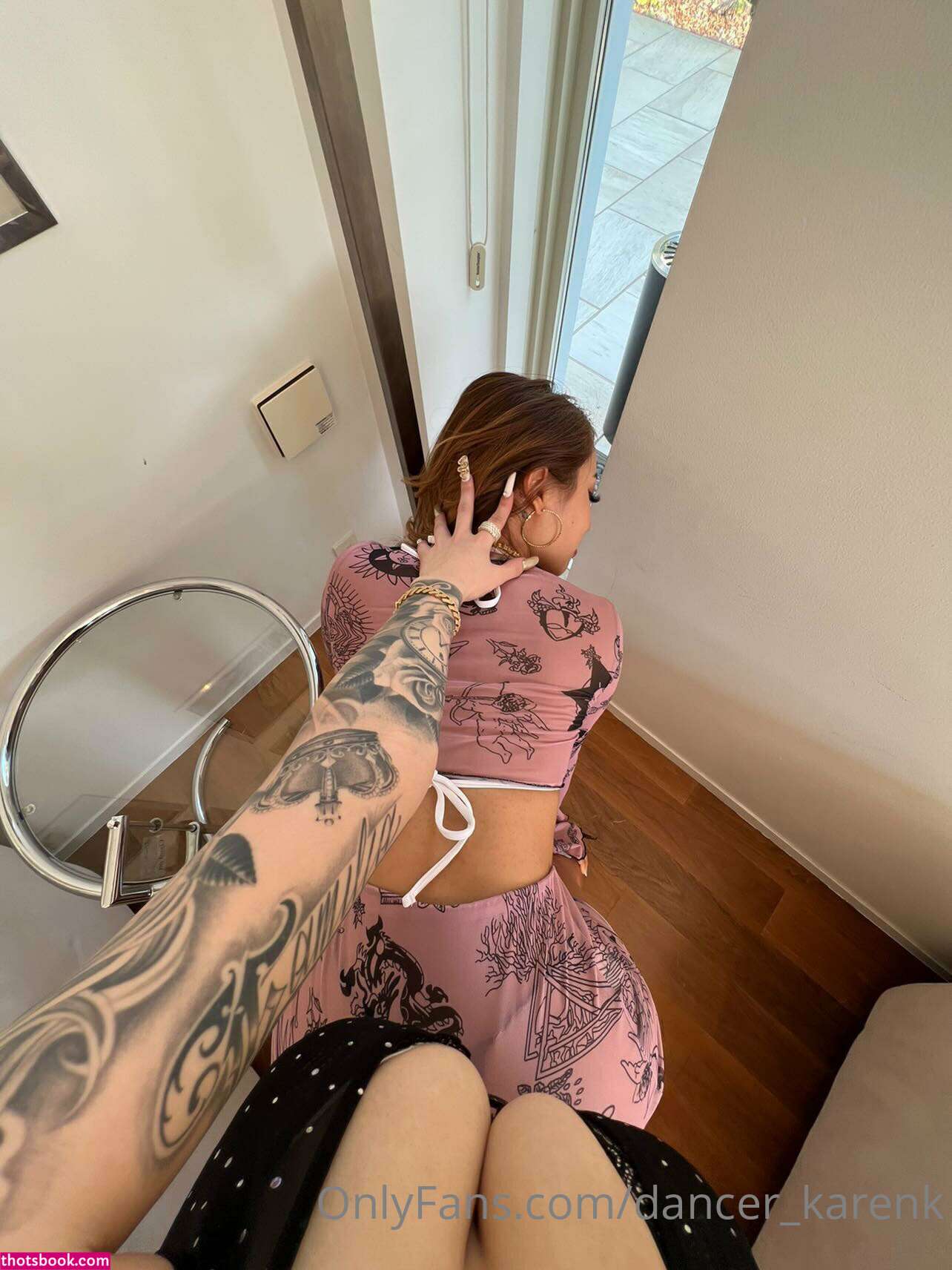 Karen Kimijima Photo #5