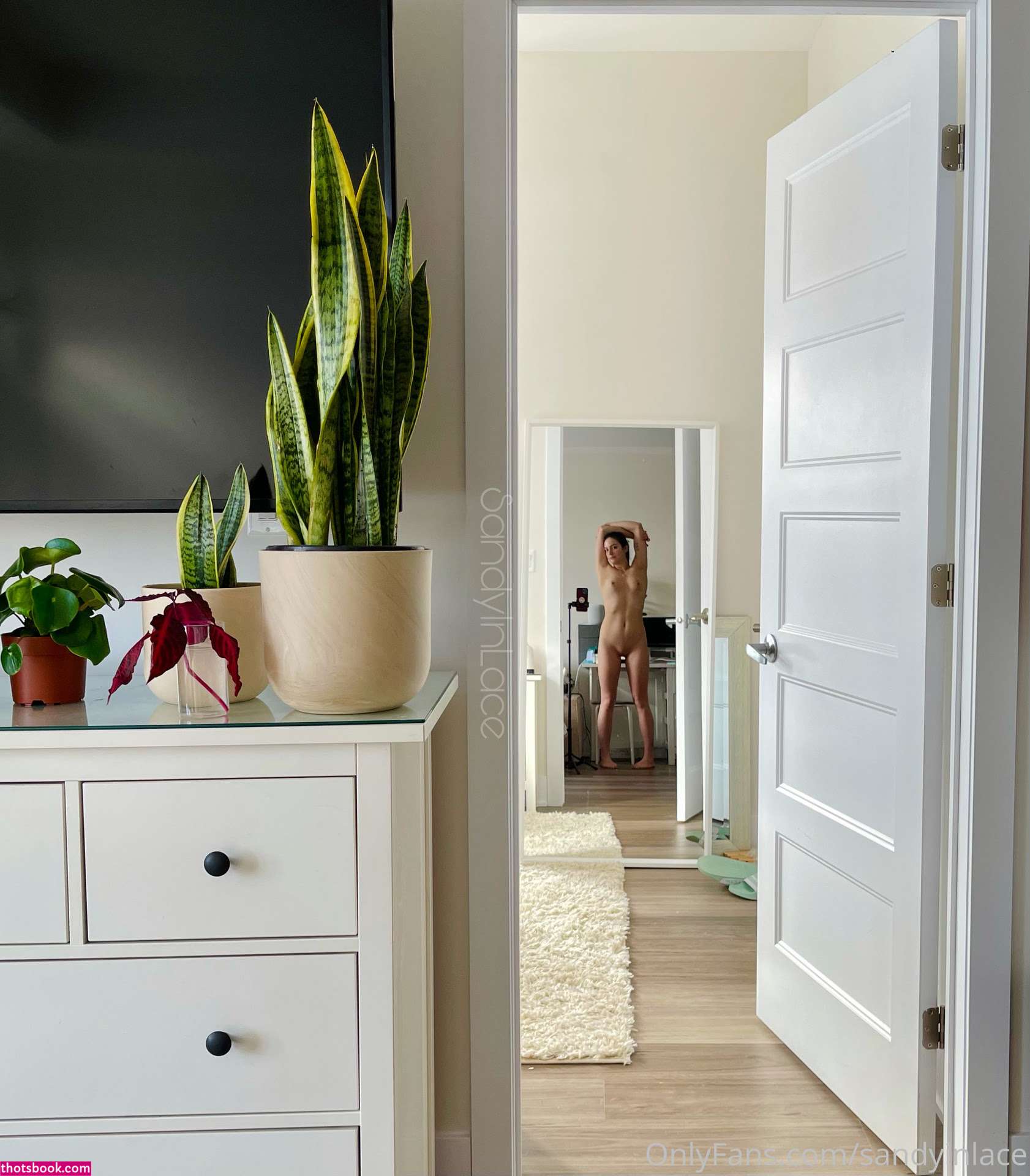 Sandyinlace Photo #139