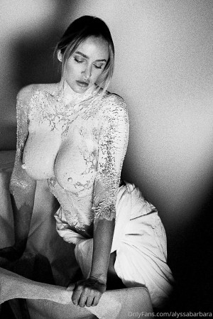 Alyssa Barbara Photo #11