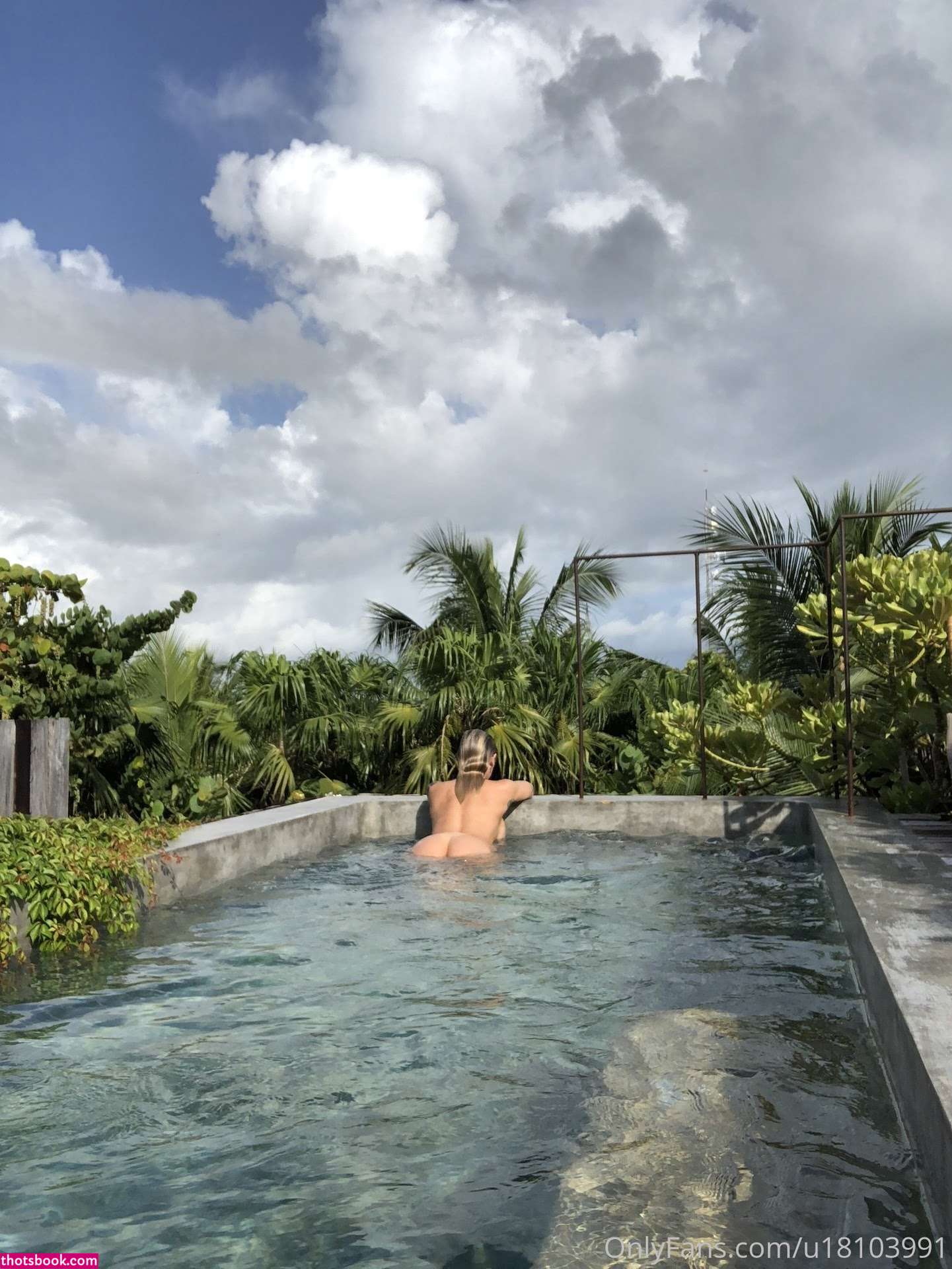 Alyssa Barbara Photo #106