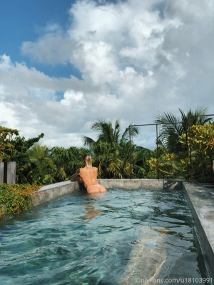 Alyssa Barbara Photo #99