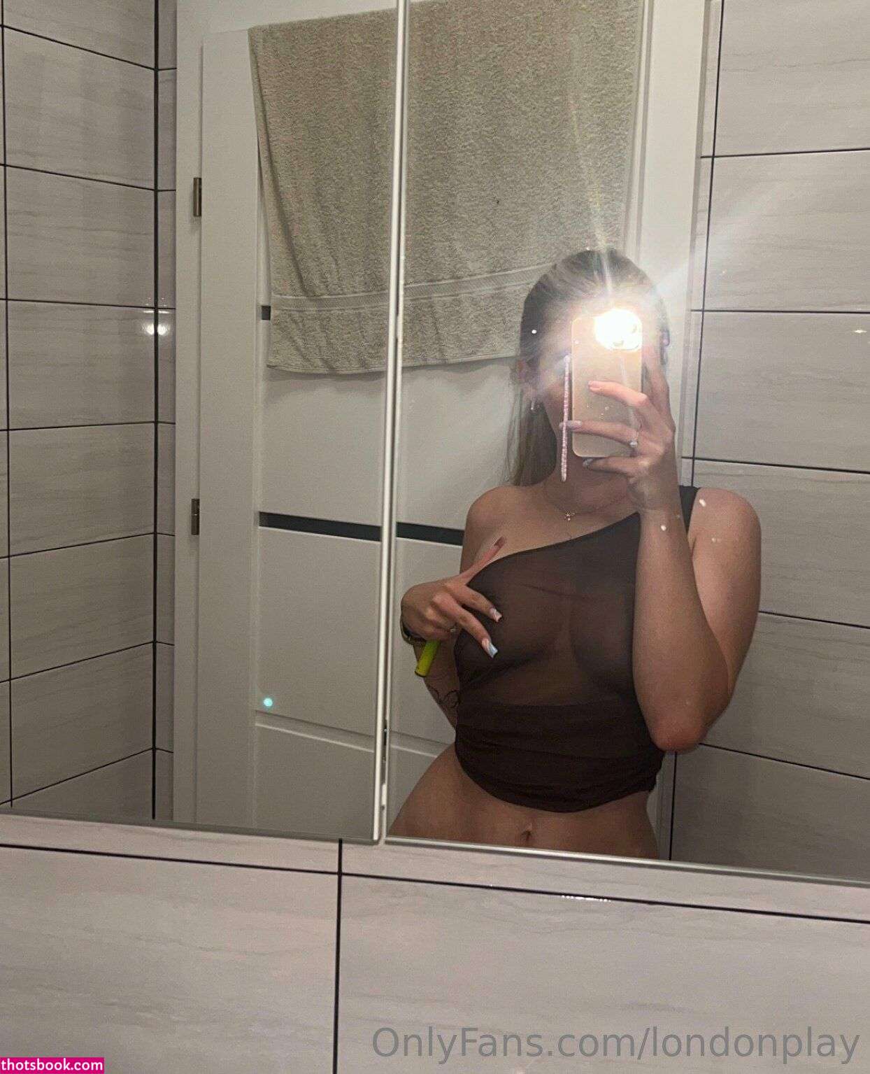 Londonplay Photo #166