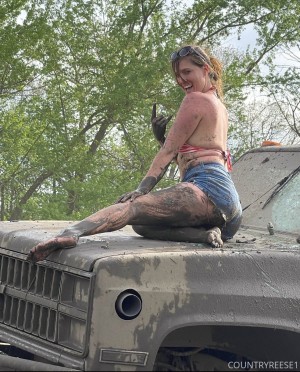 Reese Leon Photo #169