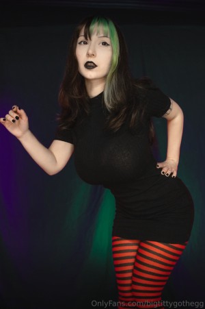 Bigtittygothegg Photo #838