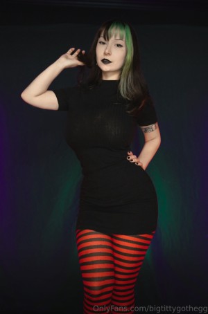 Bigtittygothegg Photo #840
