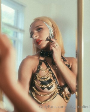 Julzimplied Photo #68