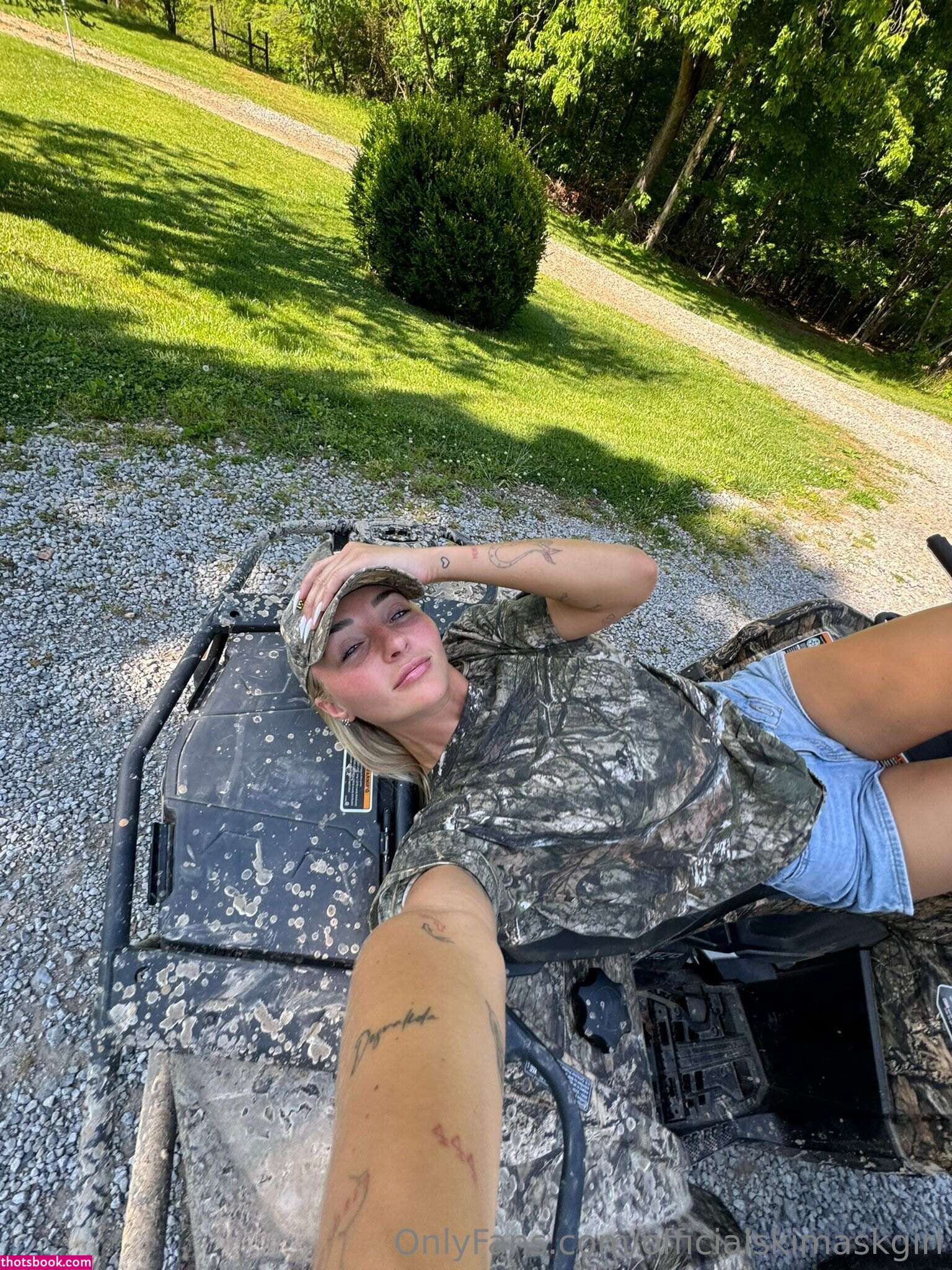 Briana Armbruster Photo #638