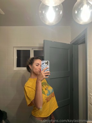 Kayla Simmons Post #68