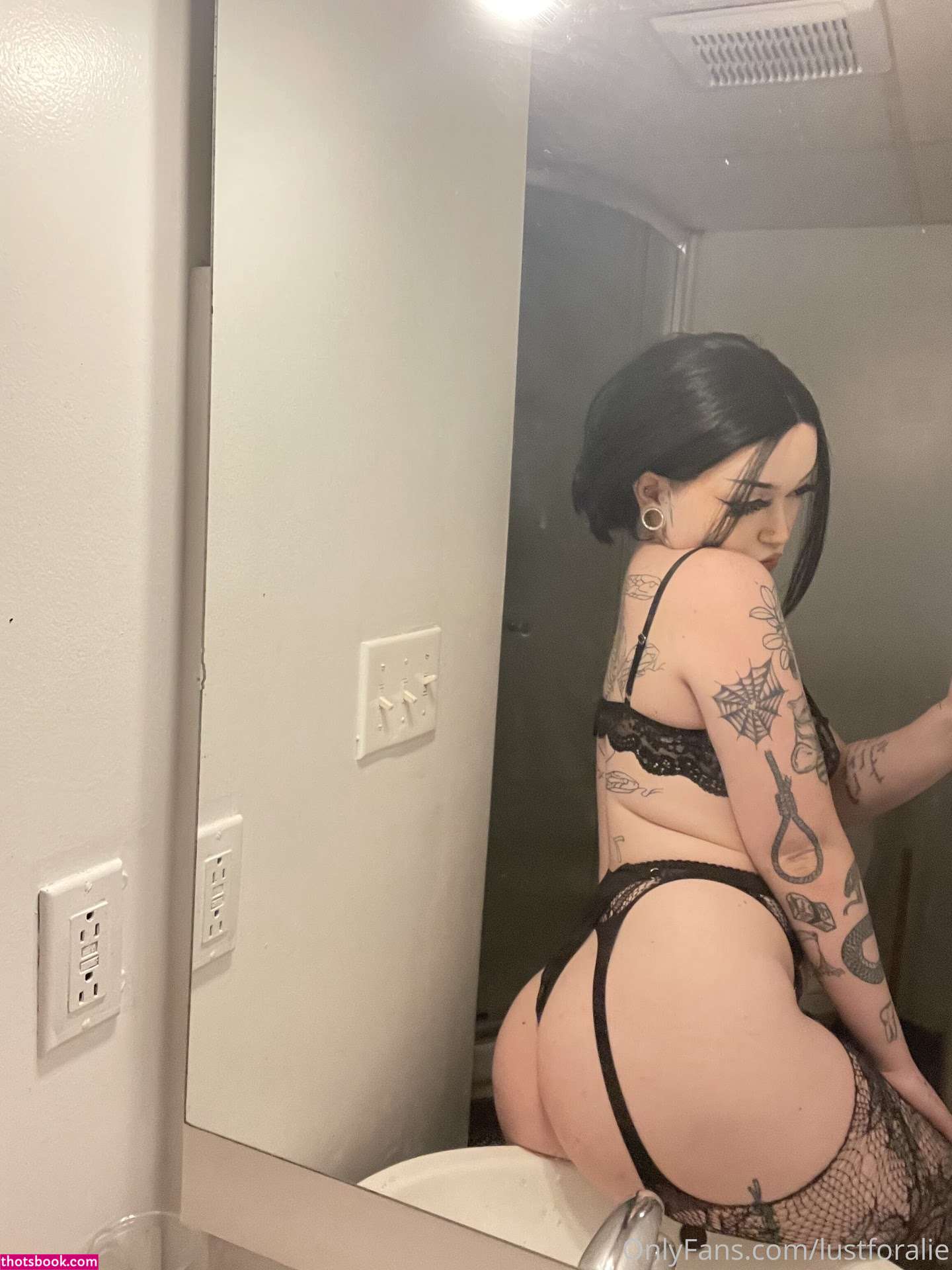 lustforalie Photo #89