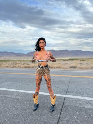 Sania Mallory Photo #40