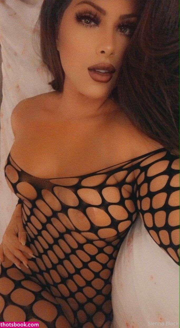 Sienna Black Photo #36