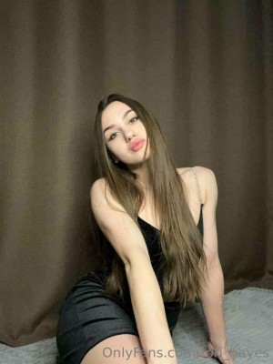 Tori Hayes Photo #19