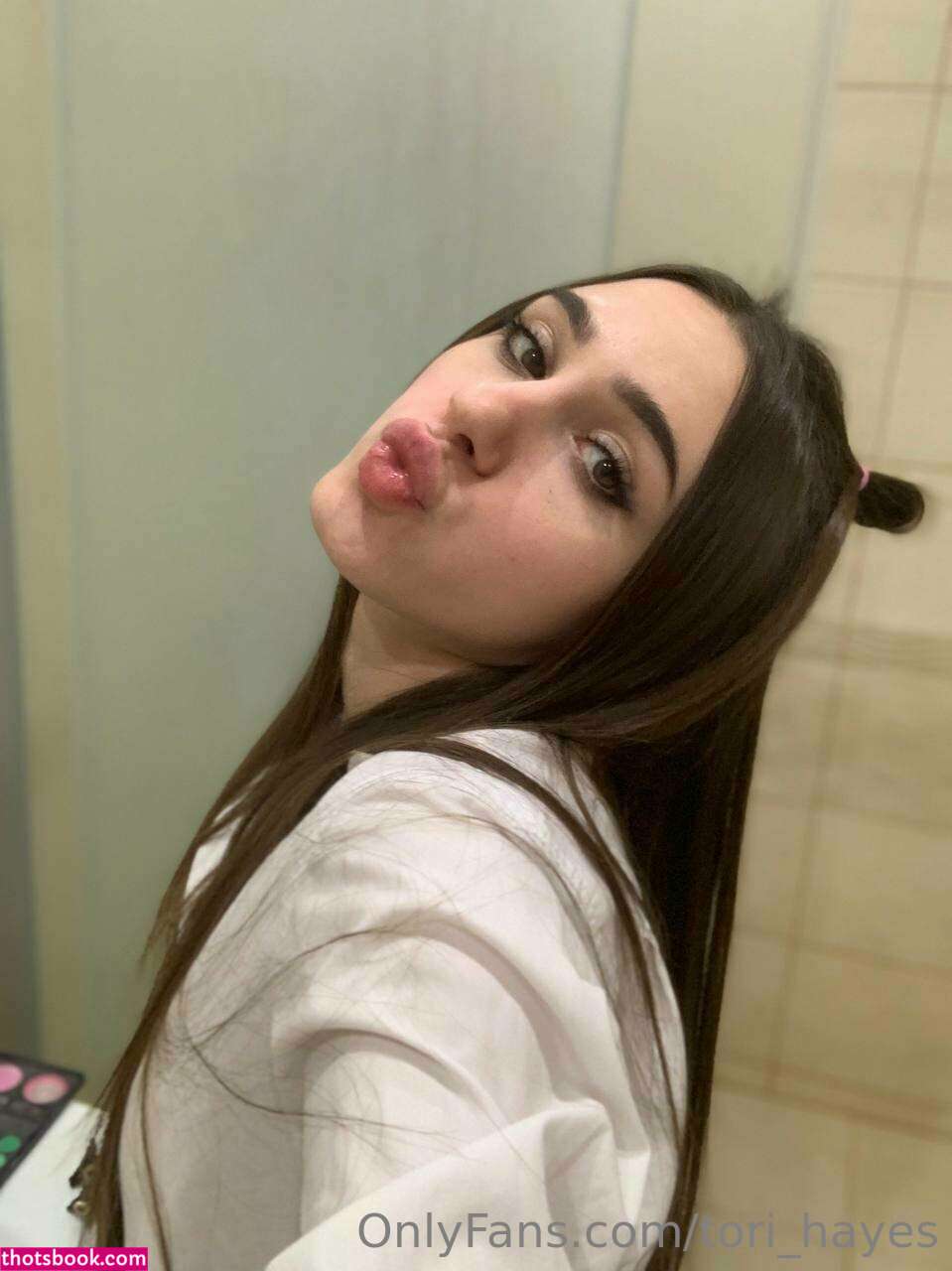 Tori Hayes Photo #42