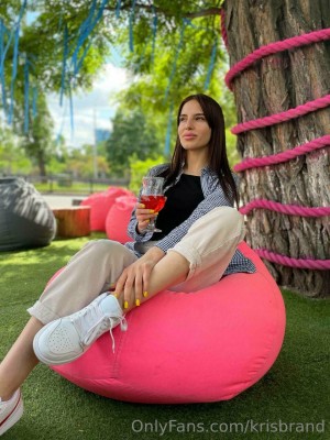 Kris Blow Photo #131