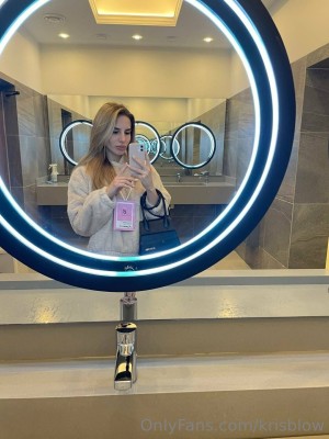 Kris Blow Photo #176