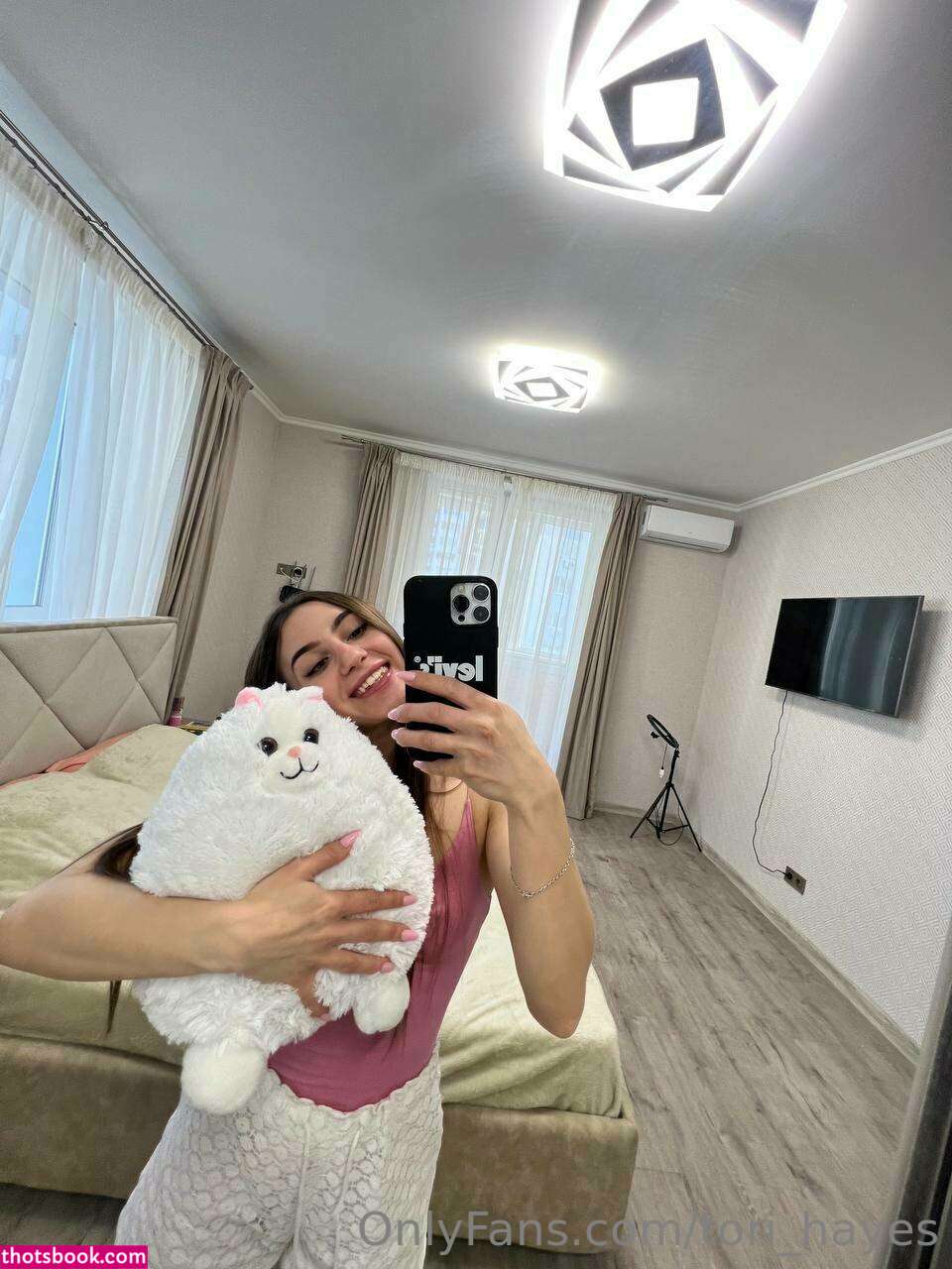 Tori Hayes Photo #106