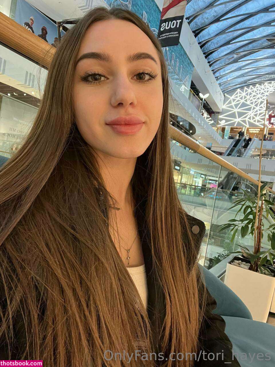 Tori Hayes Photo #116