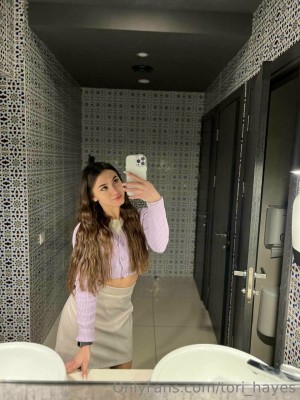 Tori Hayes Photo #115