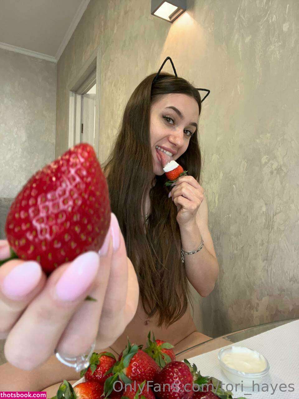 Tori Hayes Photo #167