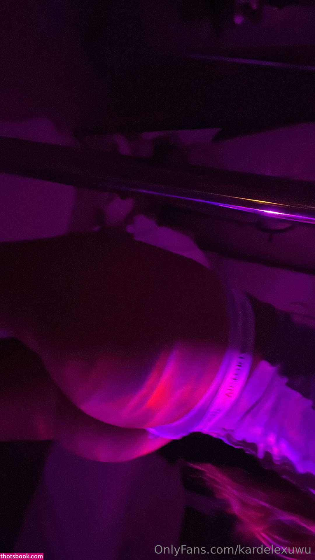 kardelexuwu Photo #240