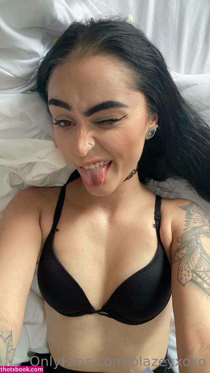 blazeyxoxo Photo #10