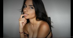 Farha Khalidi Photo #18