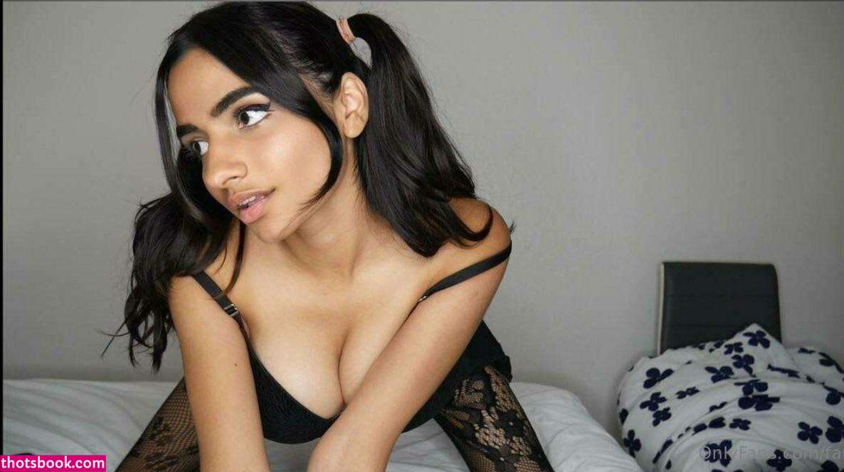 Farha Khalidi Photo #38