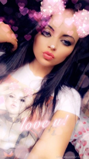 Lana Austin Photo #10