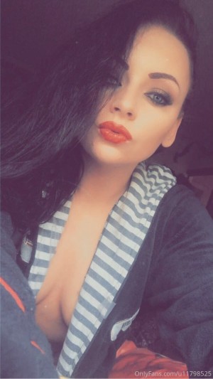 Lana Austin Photo #19