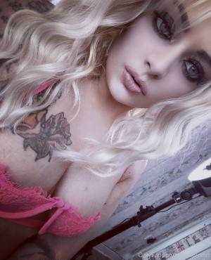 Lana Austin Photo #83