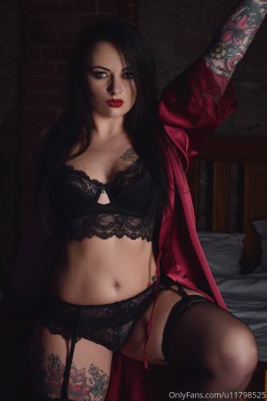 Lana Austin Photo #202