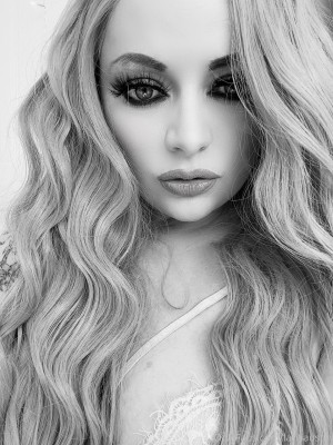 Lana Austin Photo #267