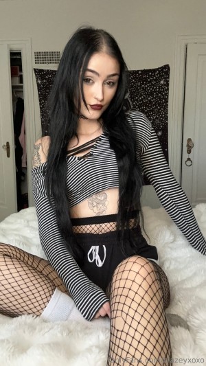 blazeyxoxo Photo #160