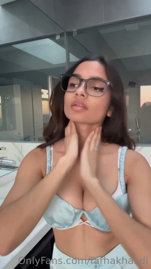 Farha Khalidi Video #145
