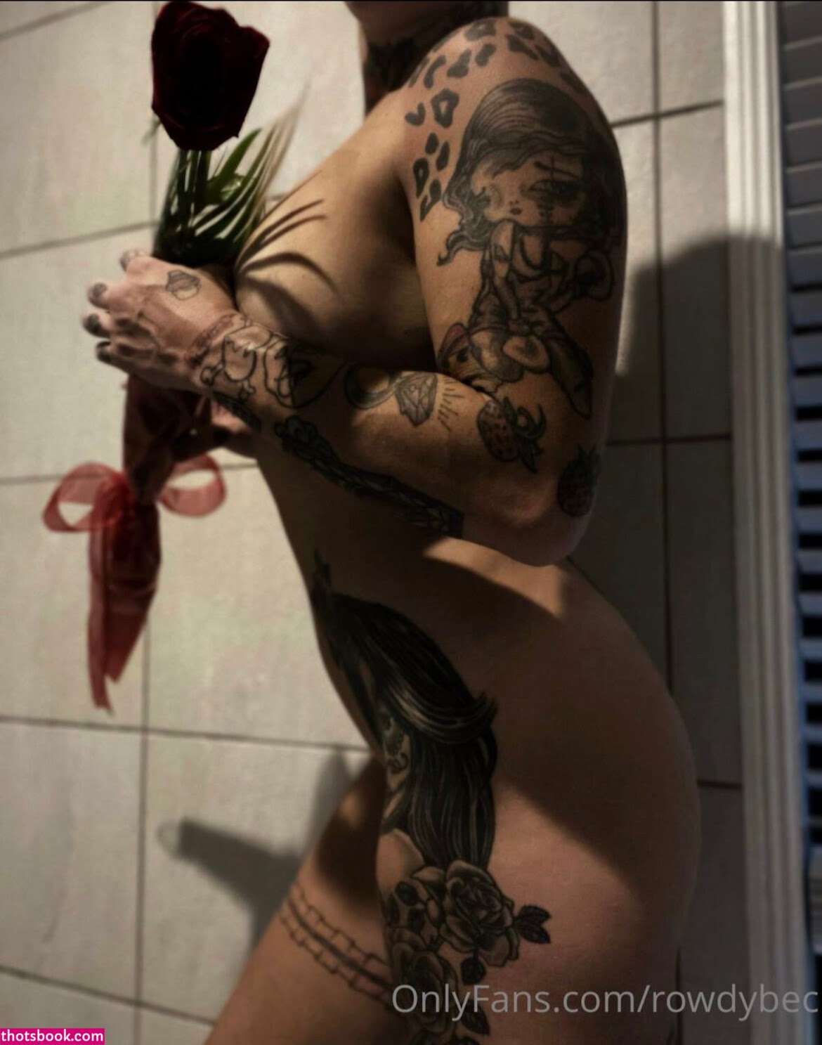 Bec Rawlings Photo #7