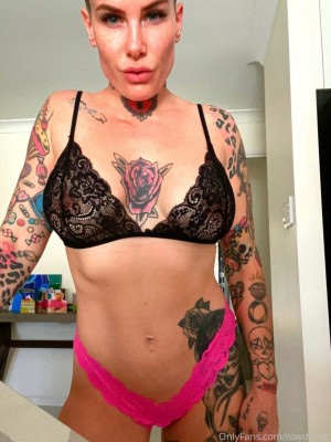 Bec Rawlings Photo #33