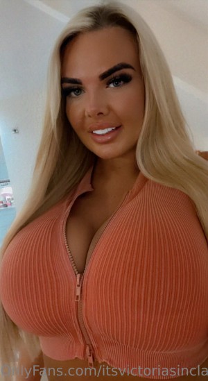 Victorialilyx Photo #223