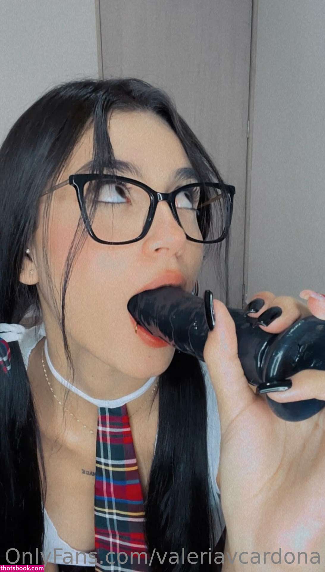 Valeria Cardona Photo #18