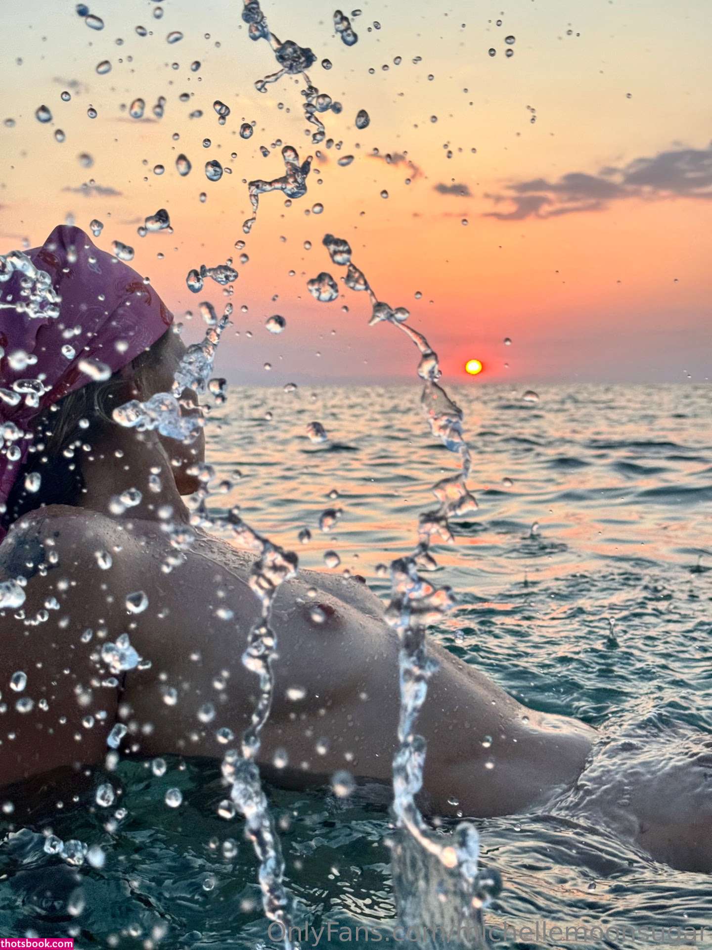 Ellie Land Photo #33