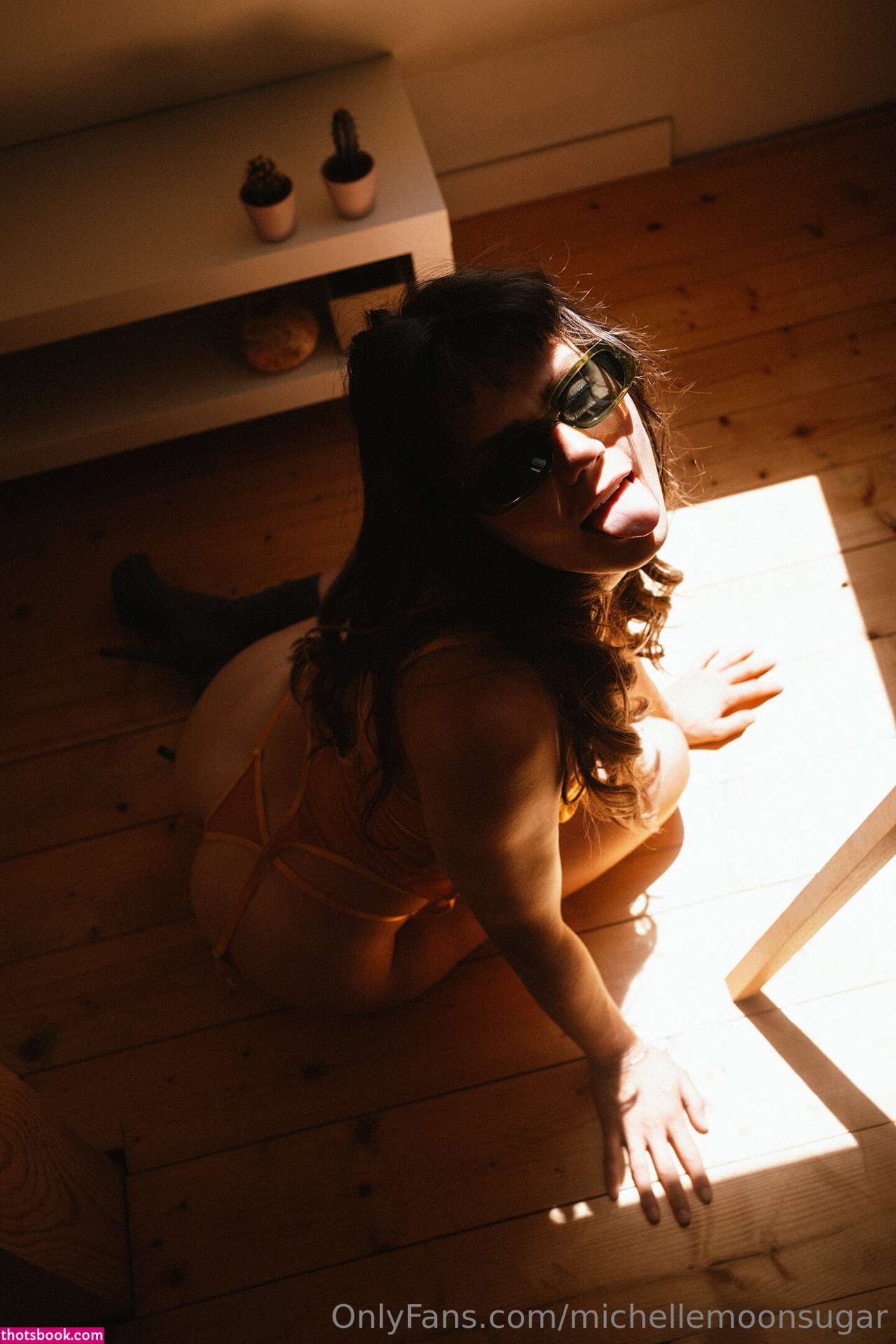 Ellie Land Photo #58