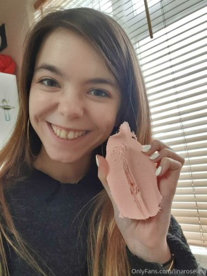 Lina Roselina Photo #18