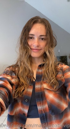 Maddiebabyvip Photo #16