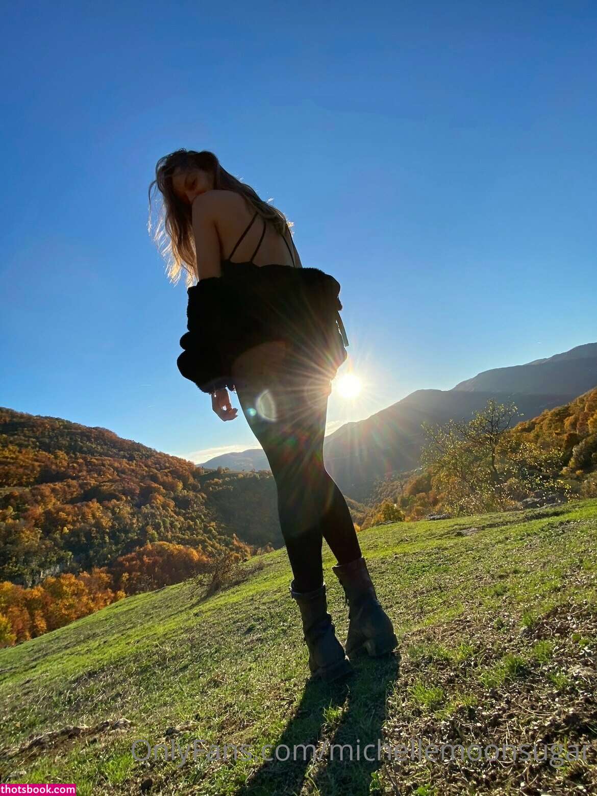 Ellie Land Photo #141