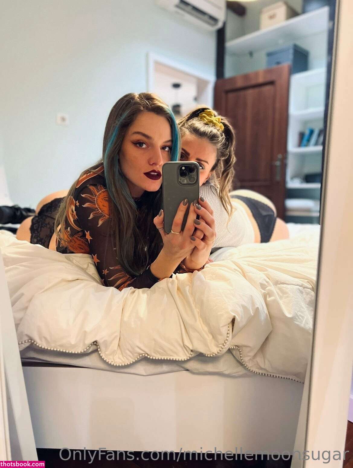 Ellie Land Photo #172