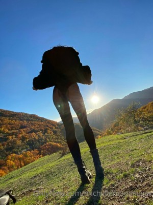 Ellie Land Photo #155